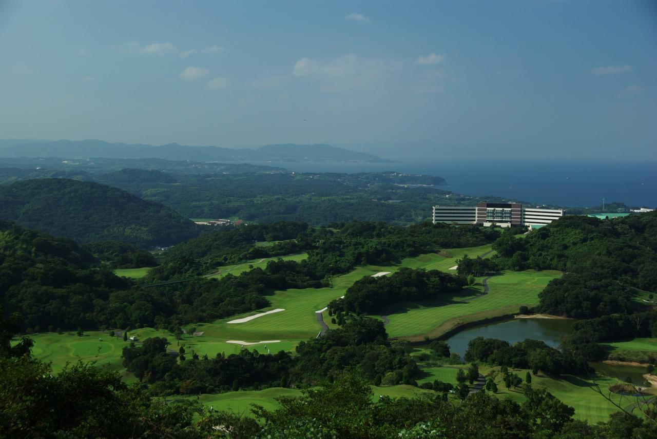 Spring Golf & Art Resort Awaji Sumoto Exterior photo